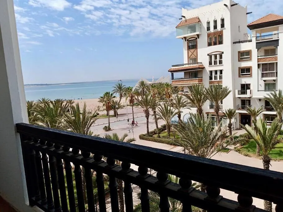 Επικοινωνία με το Appartement De Luxe A Marina